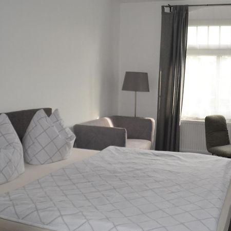 Hotel Zur Koeppe Bad Klosterlausnitz Extérieur photo