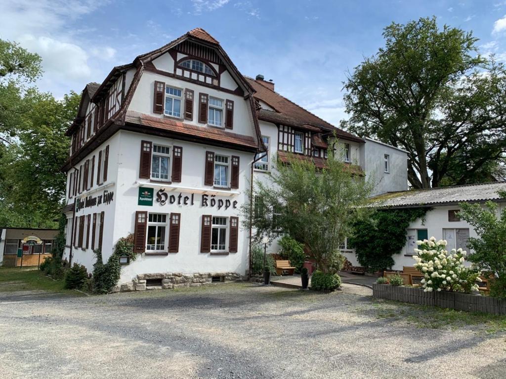 Hotel Zur Koeppe Bad Klosterlausnitz Extérieur photo