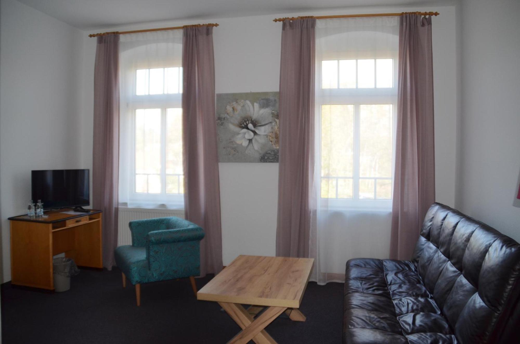 Hotel Zur Koeppe Bad Klosterlausnitz Extérieur photo